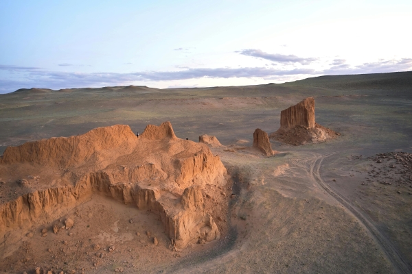 Flaming Cliffs in Mongolia_courtesy of Pexels