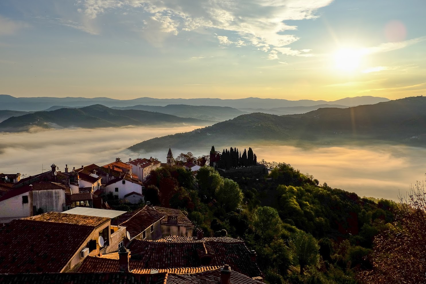 On Foot Holidays – Istria (Motovun)